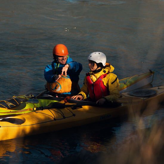 Coaching Seekajak Auf Dem Fluss 550x550 4