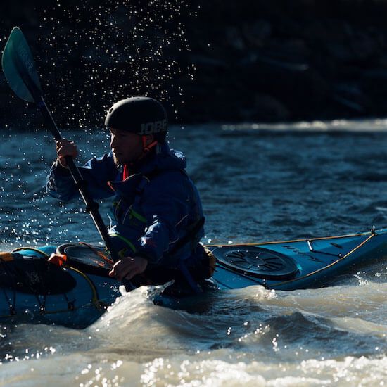 Coaching Tide Race Seekajak Auf Dem Fluss 550x550 1