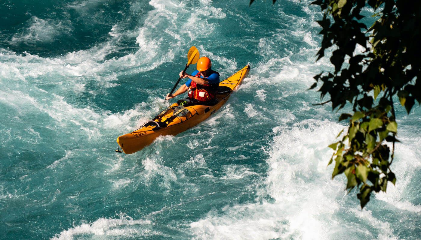 Die Aare Fluss Thun Niederried 1400x800 1