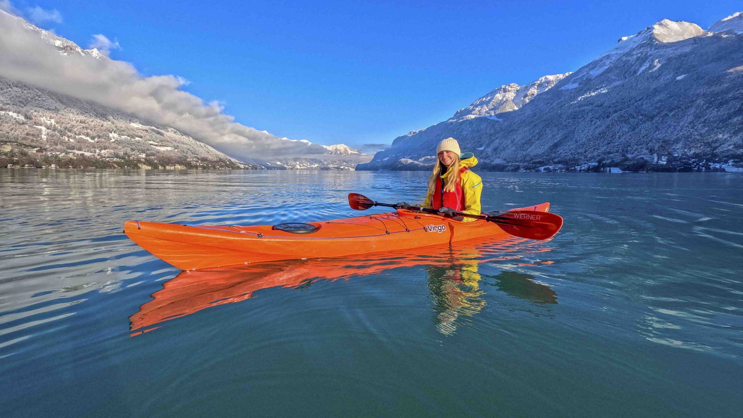 Hightide Kayak School Winter Kayak Tour Lake Brienz Scaled