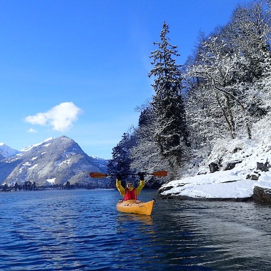 Hightide Winter Kajak Tour Brienzersee Interlaken 550x550 6
