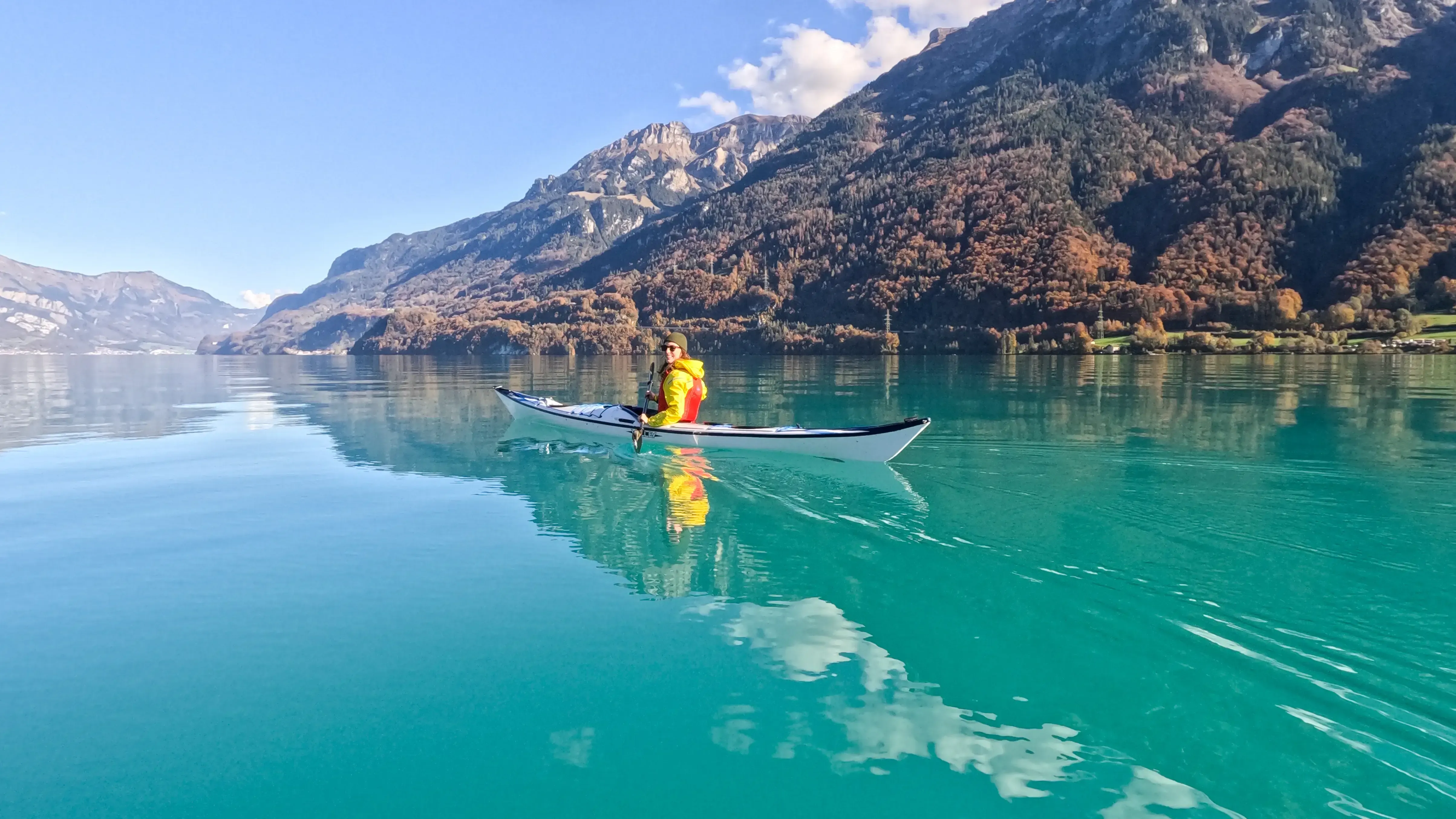 Turquoise Lake Brienz in Autumn